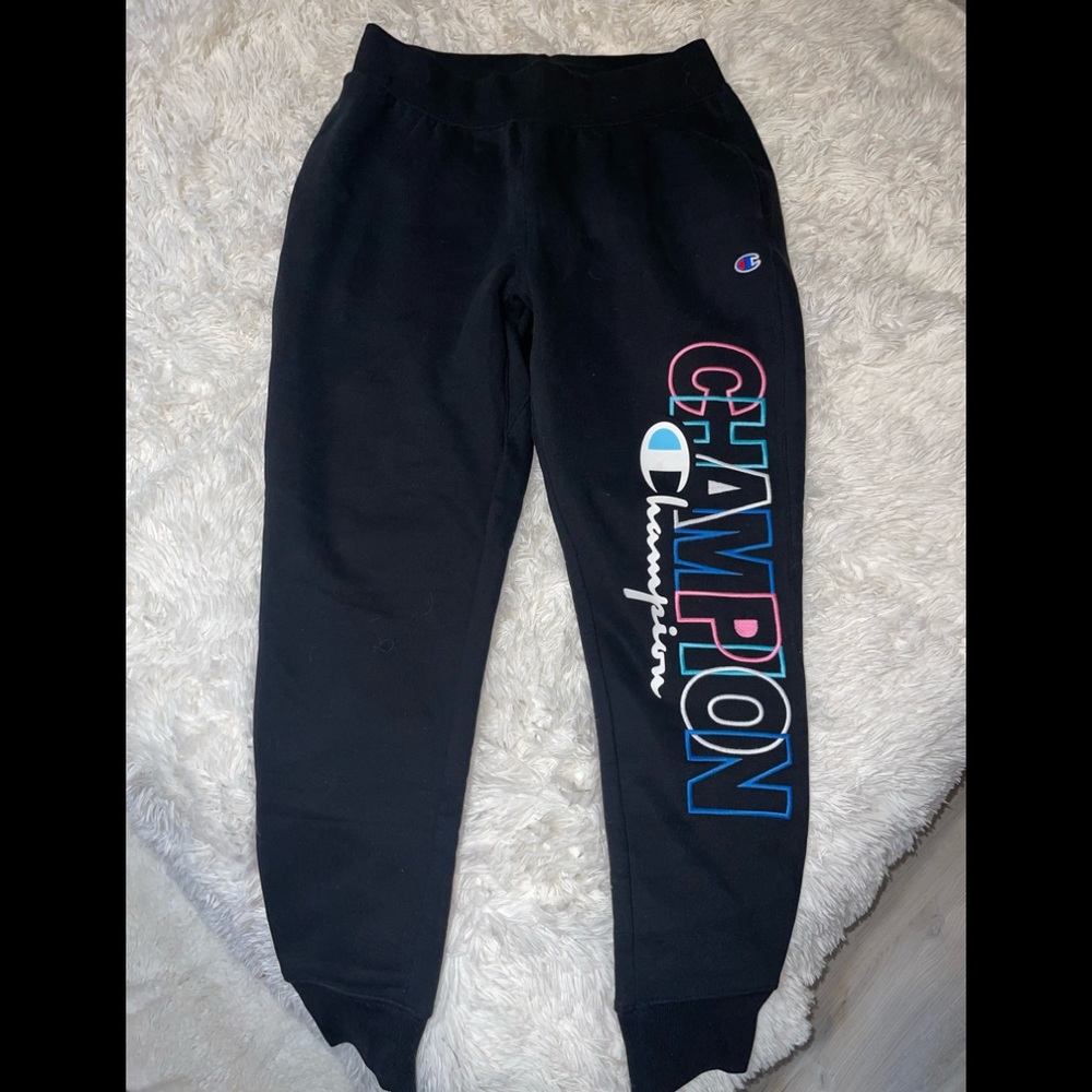BRAND NEW. Never worn Champion Reverse Weave Joggers